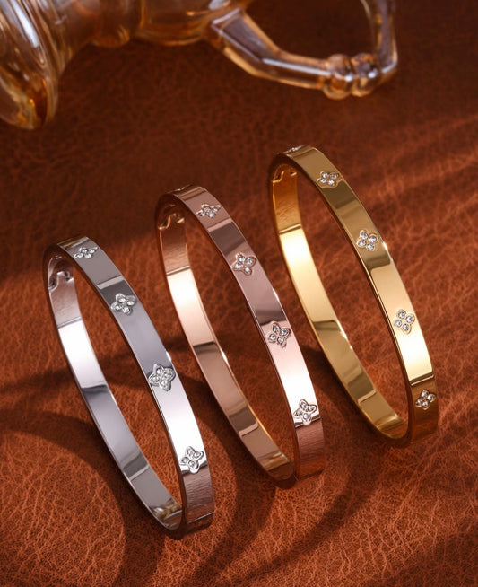 Luxury Wristband Diamond Style