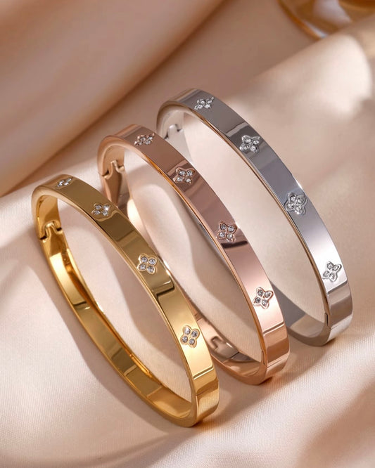 Luxury Wristband Diamond Style